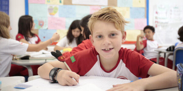 Educação canadense de alto nível em Alphaville