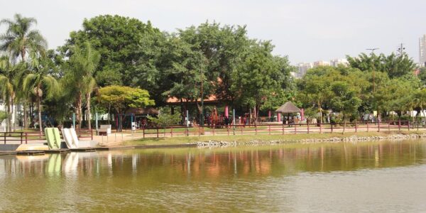 Parques municipais reabrem em Barueri