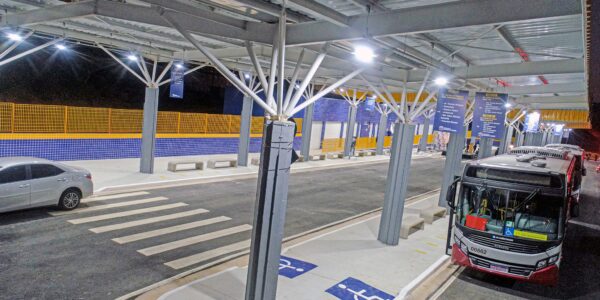 Santana de Parnaíba congela tarifas de ônibus municipais