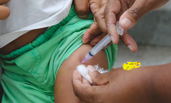 Santana de Parnaíba aguarda doses para vacinar idosos