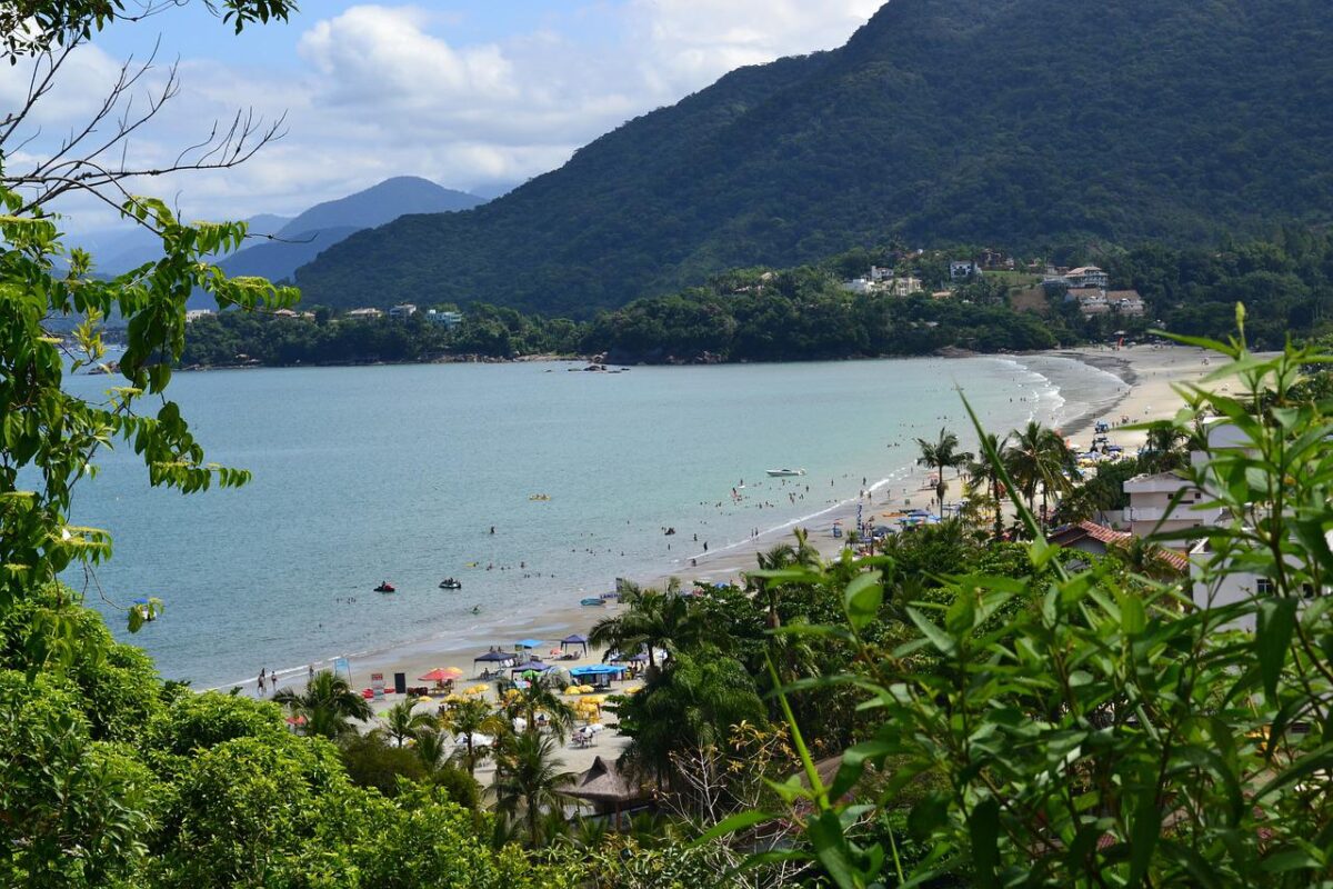 Ubatuba vai cobrar taxa de turistas a partir de junho de 2022