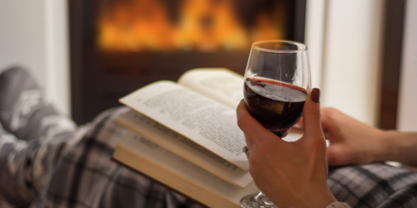 Alphaville ganha clube do livro com vinho