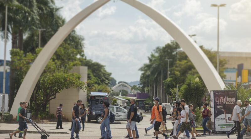 Repartições Feriados em Barueri Alphaville