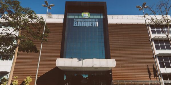 Repartições públicas de Barueri não terão expediente nos dias de jogos do Brasil