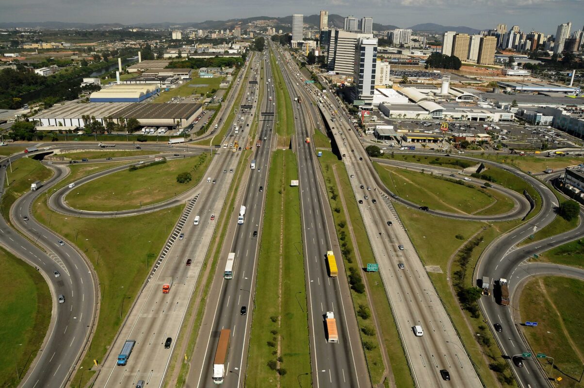 Barueri Alphaville Semurb trânsito obras CCR Viaoeste