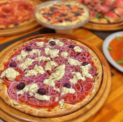 Pizzaria Paulino Alphaville traz menu com mais de 60 sabores e opção de massa sem glúten
