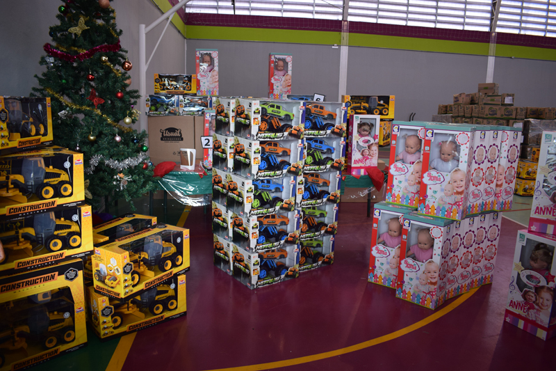 Brinquedos de Natal em Barueri: retirada será de 13 a 16/12