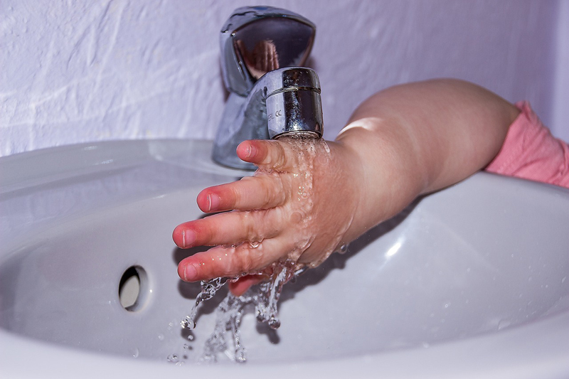 Onda de calor: 8 dicas para se hidratar mantendo o uso consciente da água