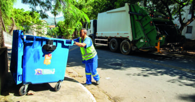Santana de Parnaíba instala novas lixeiras para evitar o descarte irregular de lixo