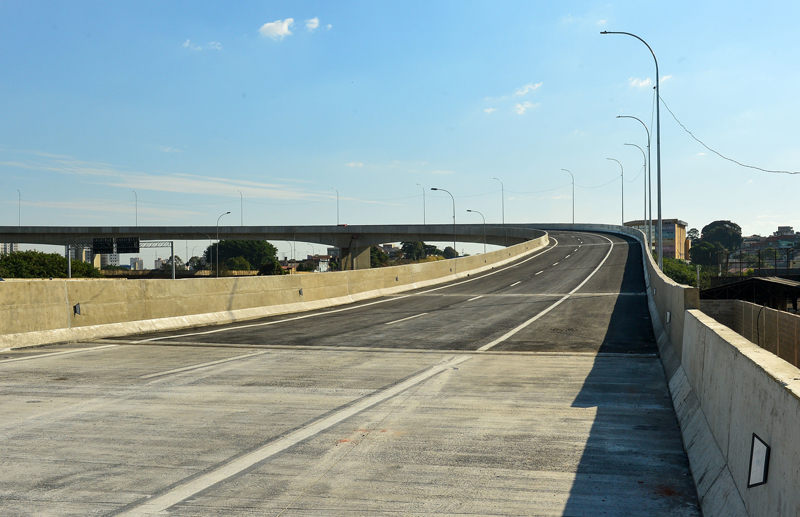 Viaduto que liga a Rodovia Castello Branco a Osasco é inaugurado