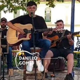 Danillo Gomes, de Santana de Parnaíba, se apresenta no “Canta Comigo Teen” deste domingo, 4