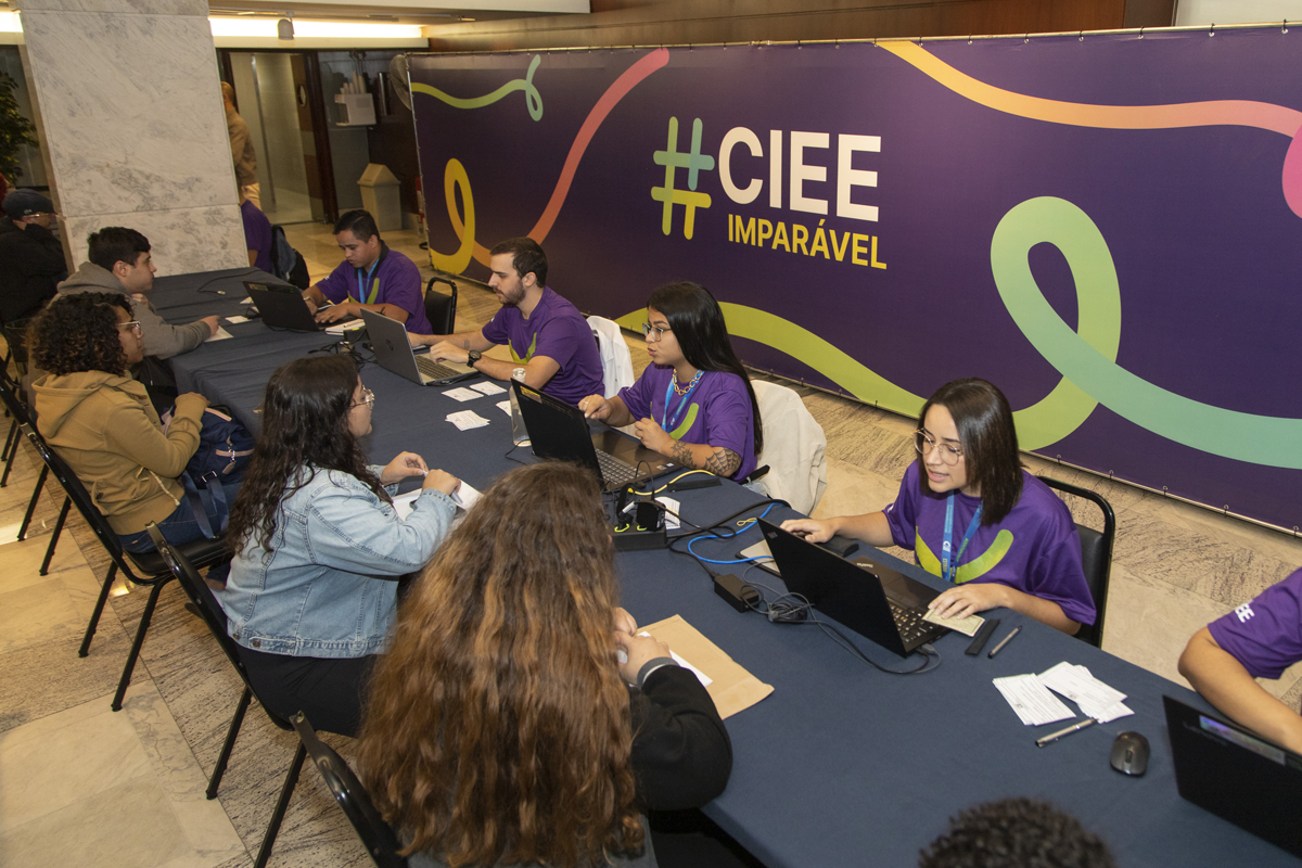 Expo CIEE 2024 vai oferecer 40 mil vagas de estágio