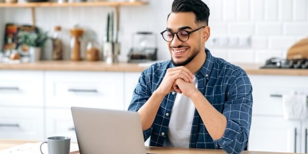 MEC abre vagas gratuitas para cursos de idiomas até 31/12