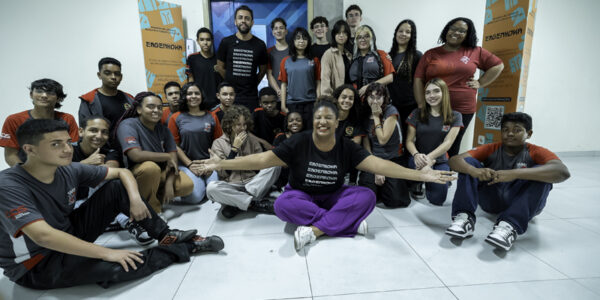 Engenhoka: alunos de Santana de Parnaíba concluem curso de robótica