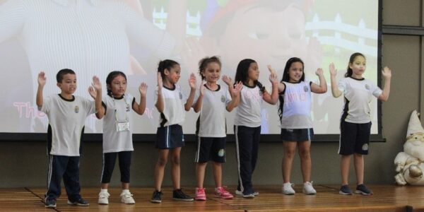 Janelas para o Futuro: Escola Internacional de Alphaville entrega certificados de 2024