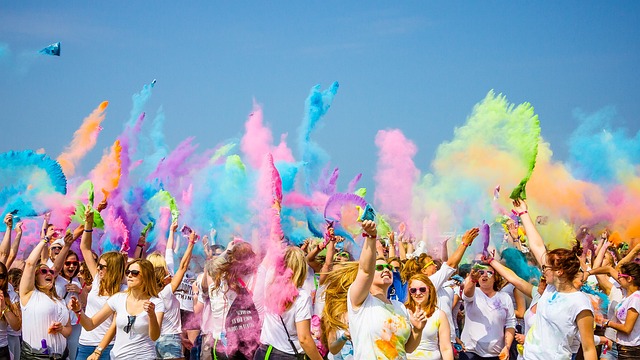 Holi Run, famosa corrida das cores, acontece dia 9 no Parque Villa-Lobos