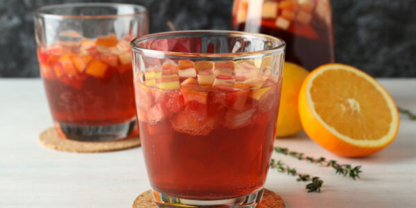 Drinks com vinho são opções leves para curtir o Carnaval