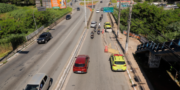 Por conta de obras, ponte entre Barueri e Carapicuíba tem desvio com faixa reversível