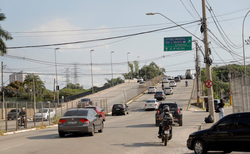 Reparos no Viaduto Juvenal Antônio de Moraes são iniciados em Barueri