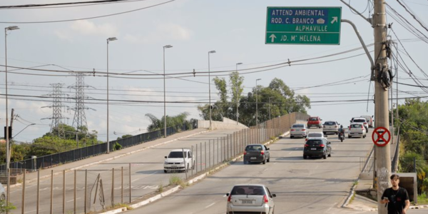 Reparos no Viaduto Juvenal Antônio de Moraes são iniciados em Barueri