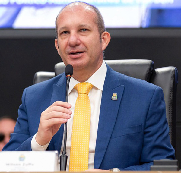Wilson Zuffa assume Prefeitura de Barueri, e Rodrigo Rodrigues, a presidência da Câmara