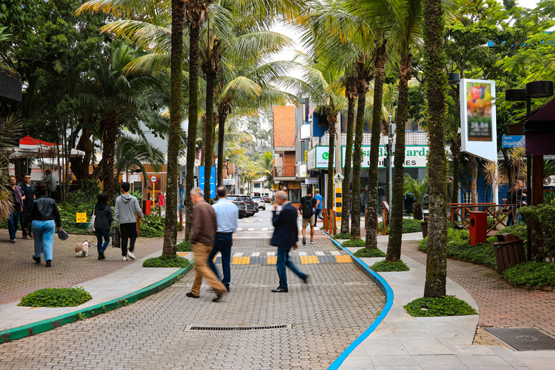 Centro Comercial Alphaville celebra 45 anos com evento especial