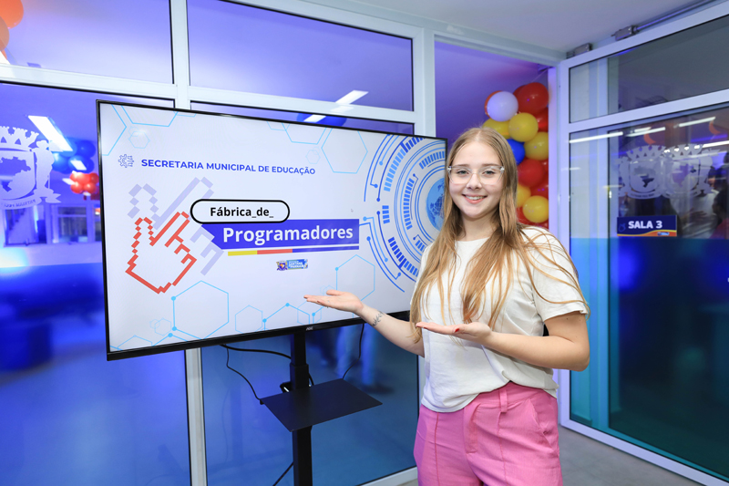 Fábrica de Programadores deve formar 1,6 mil alunos em 2025