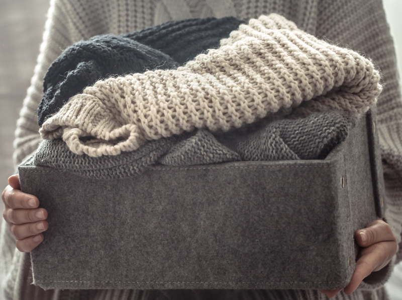 Manchas de mofo nas roupas: dicas para removê-las