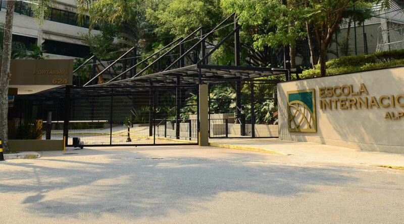 Adultização infantil: entenda riscos e como prevenir