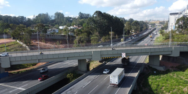 Viaduto do km 13 do Rodoanel passa por adaptação de estrutura