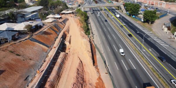 Nova passarela: ViaOeste interdita faixa sentido capital da Castello Branco