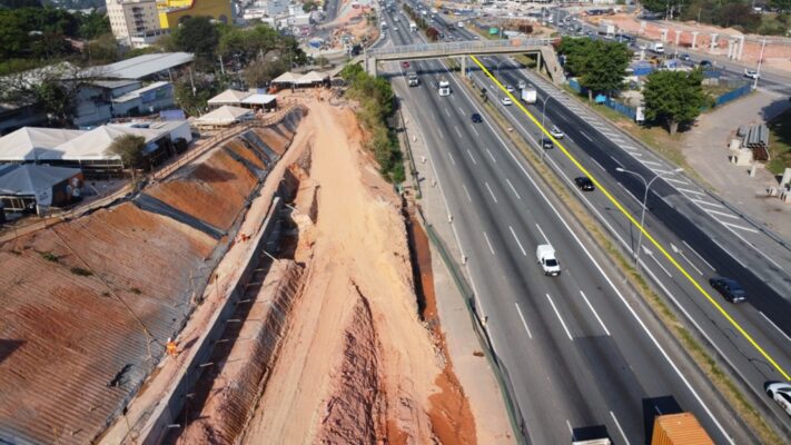 Nova passarela: ViaOeste interdita faixa sentido capital da Castello Branco