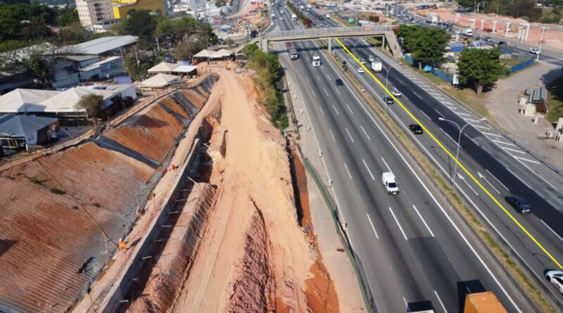 Nova passarela: ViaOeste interdita faixa sentido capital da Castello Branco