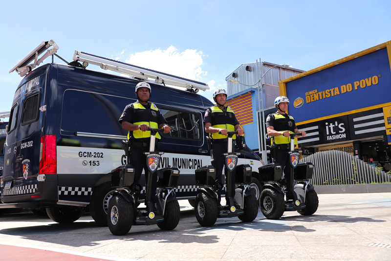 Barueri inicia Operação Natal Seguro para reforçar segurança