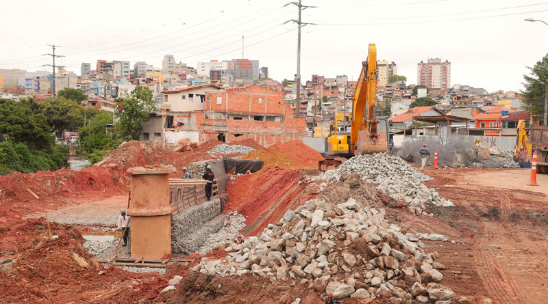 Demolição da ponte sobre o Rio Cotia começa dia 20/11