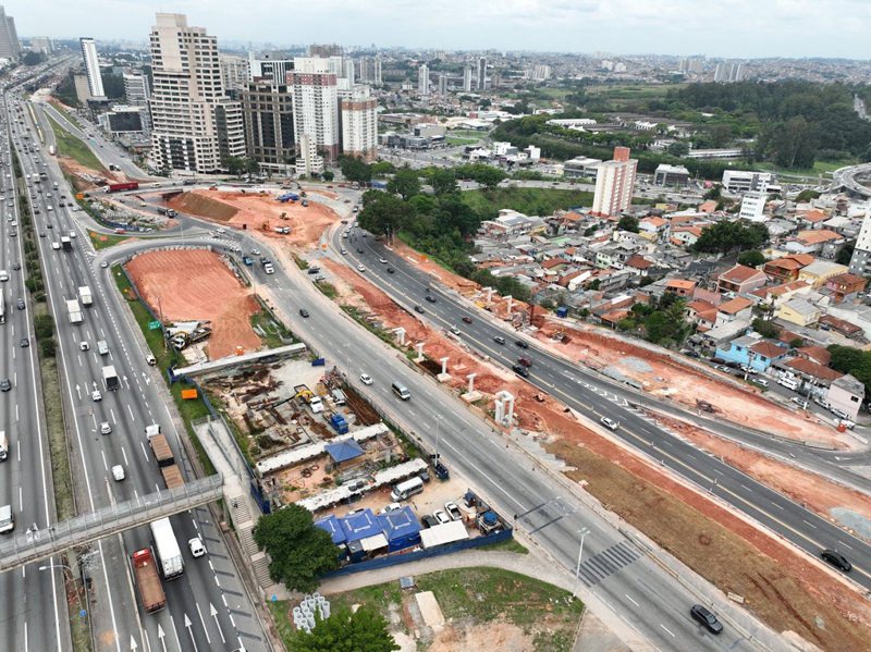 Obras na Castello: ViaOeste fará lançamento de vigas em Barueri