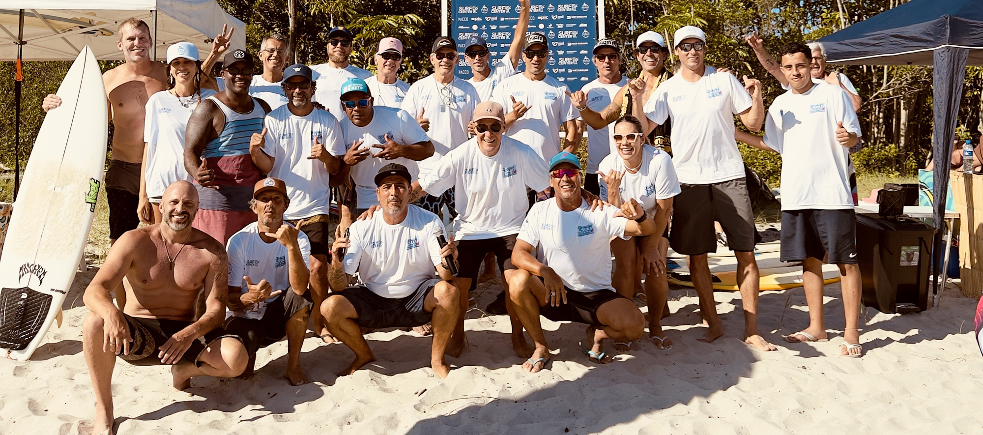 2º Surf Solidário do Maui Poke House doa pranchas no litoral