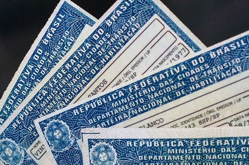 CNH: como funciona a renovação automática e gratuita