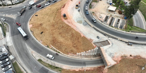 Intervenção no Trevo de Alphaville fecha acesso à Al. Rio Negro