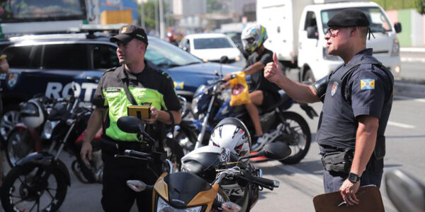 Barueri adota ações contra veículos com escapamentos adulterados