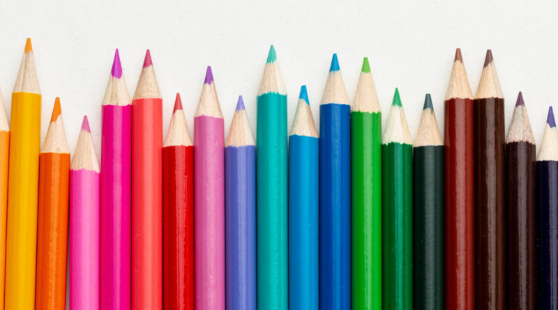 Entrega de uniformes e materiais escolares será dia 31 em Santana de Parnaíba