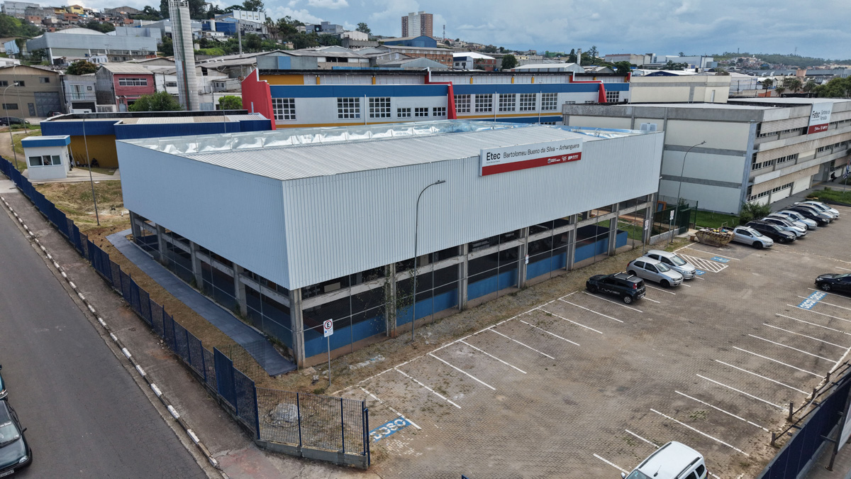 Etec Bartolomeu Bueno da Silva amplia para 82% sua capacidade de atendimento