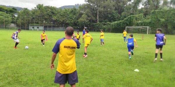 Escolas de Esportes de Barueri retornam as aulas em todos os polos
