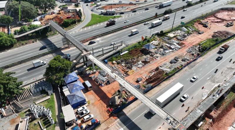 Em Barueri, passarela no km 26 da Castello Branco será interditada