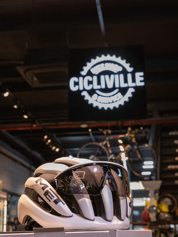 Cicliville e Madonna Café: ponto de encontro do ciclismo em Alphaville com bikes, oficina e cafés especiais