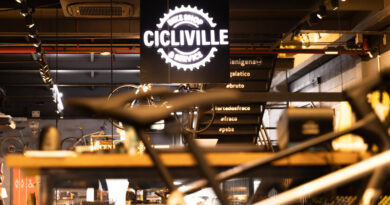 Cicliville e Madonna Café: ponto de encontro do ciclismo em Alphaville com bikes, oficina e cafés especiais