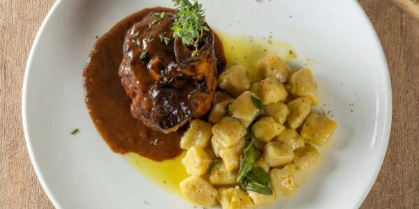 6 restaurantes no Shopping Tamboré com prato em dobro até 15 de maio
