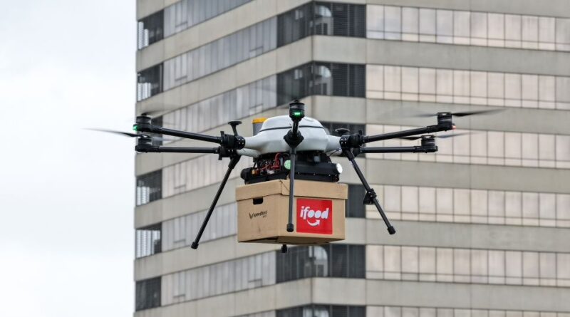 iFood inicia delivery por drones em Alphaville