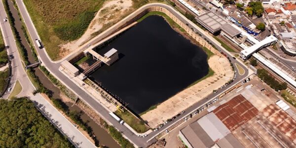 Piscinões de Barueri podem se somar a novo projeto para reduzir enchentes