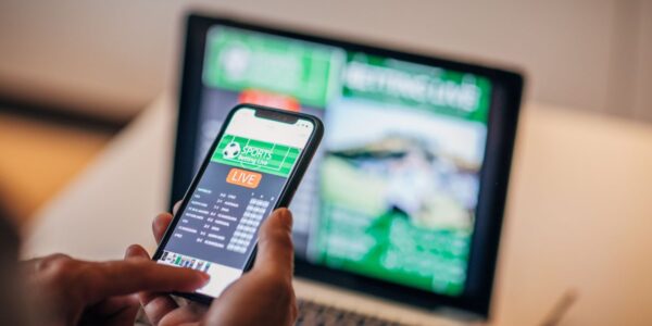 Jogos e apostas: SUS amplia teleatendimento em saúde mental